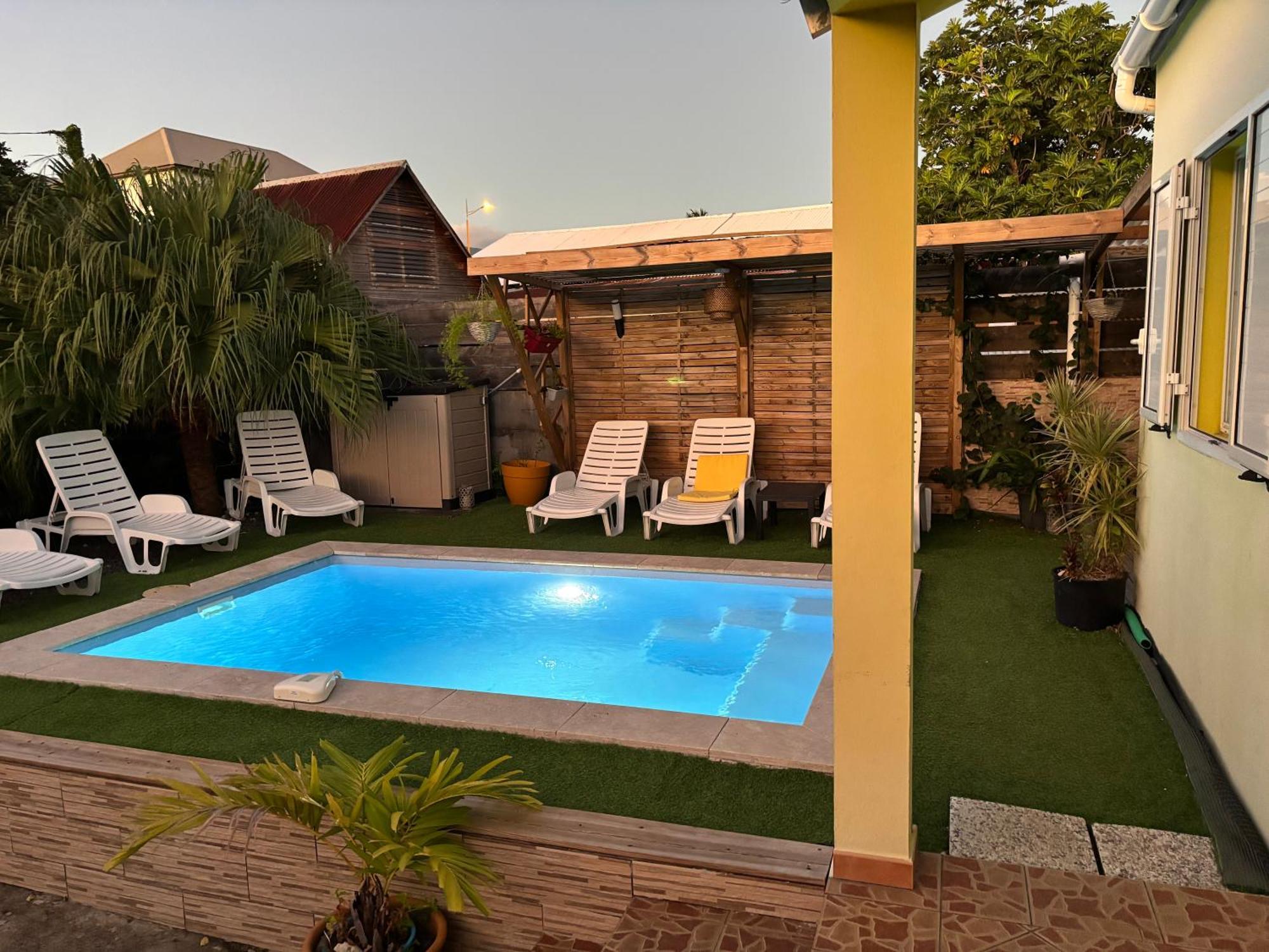 Anais Pool Saint-Joseph Exterior foto