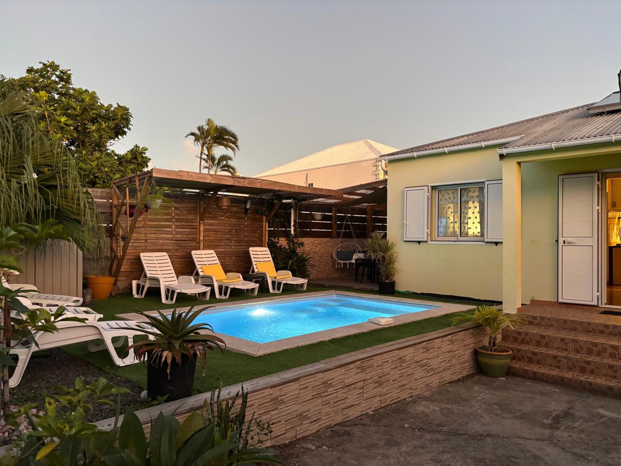 Anais Pool Saint-Joseph Exterior foto
